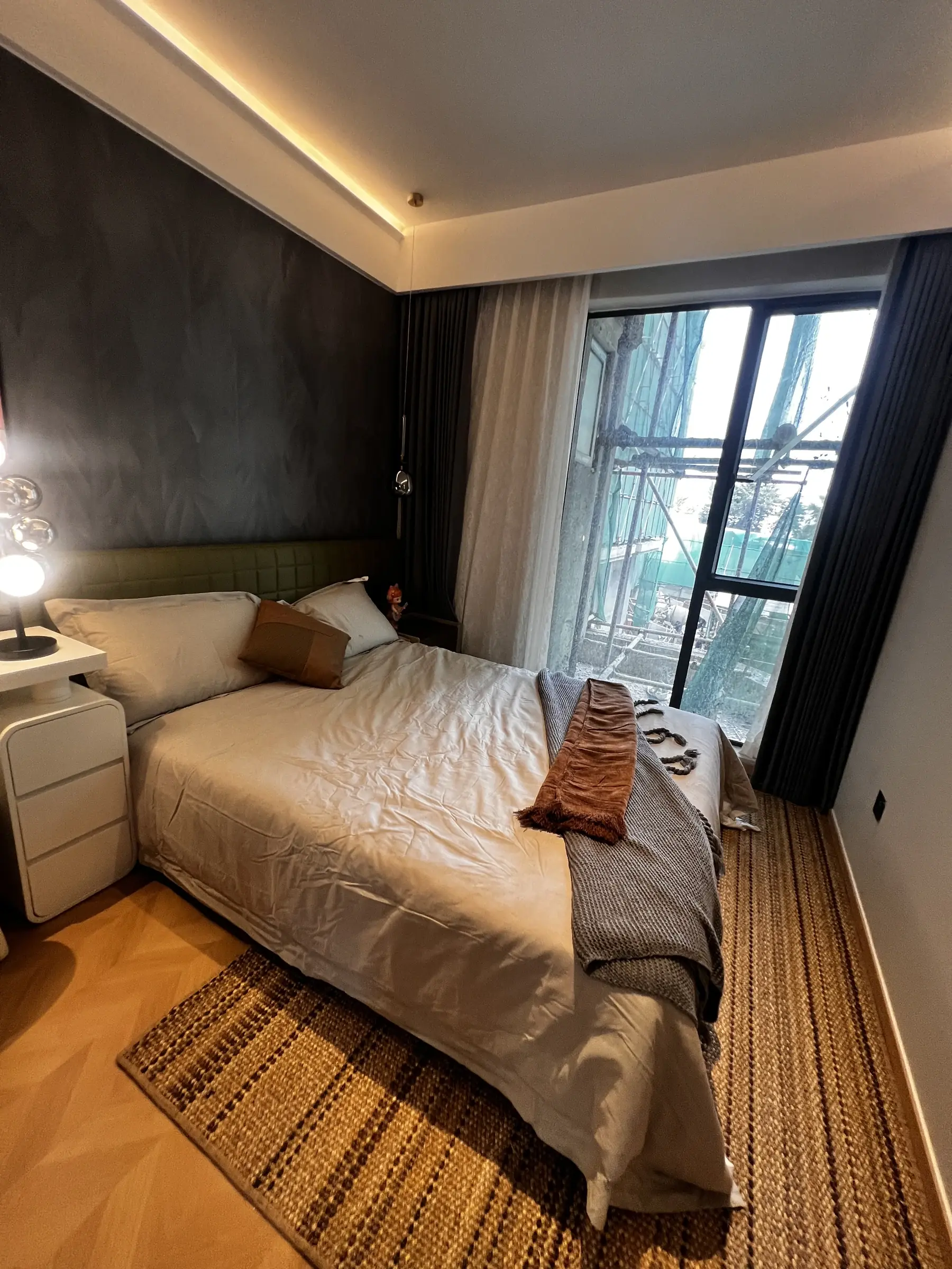 Amani Residence show apartment bedroom detail